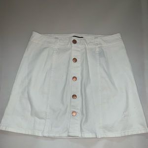 white cotton skater skirt!